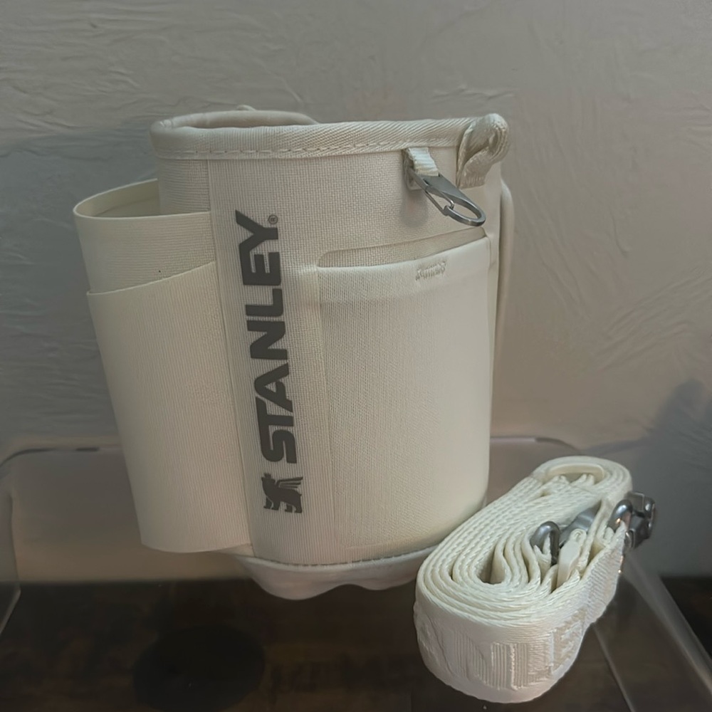 Stanley cup holder